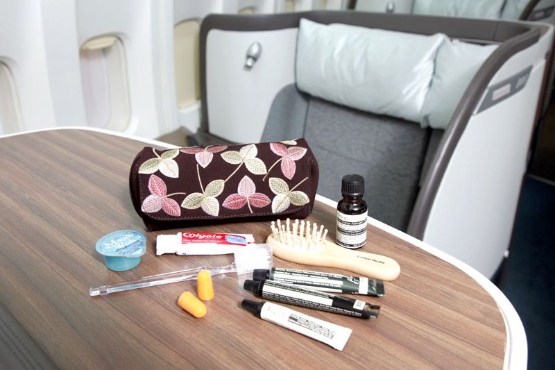 Cathay Pacific debuts new travel kits
